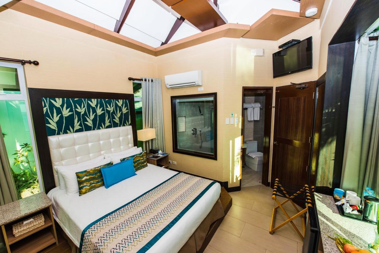 Acuatico Beach Resort & Hotel Inc. San Juan  Luaran gambar