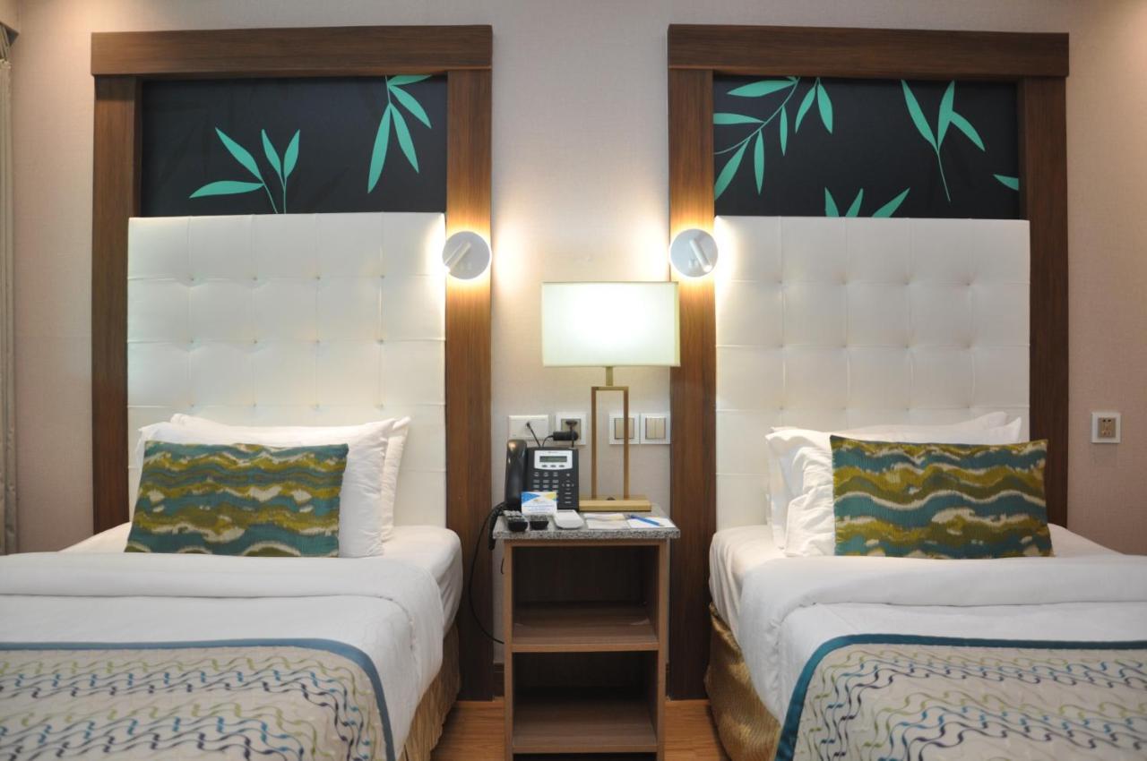 Acuatico Beach Resort & Hotel Inc. San Juan  Luaran gambar