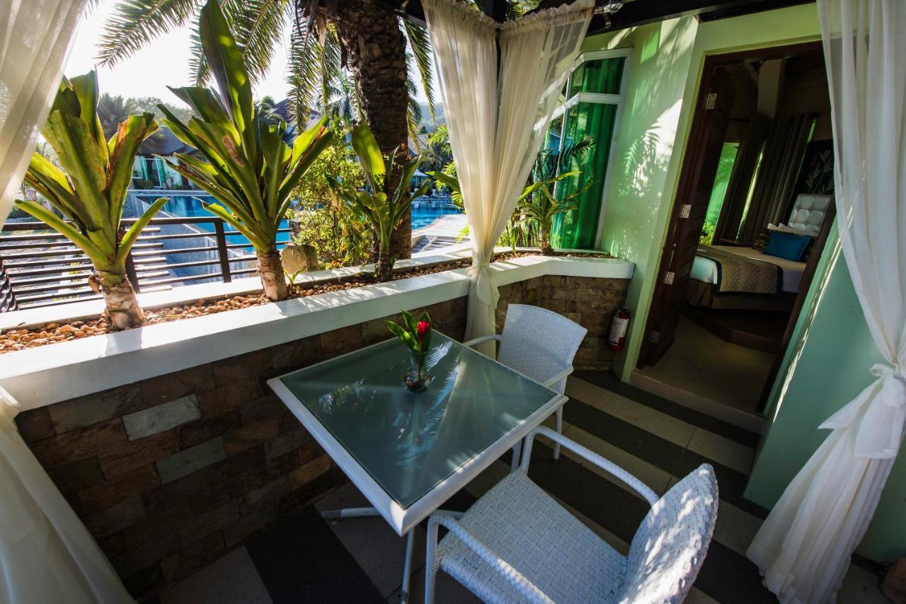 Acuatico Beach Resort & Hotel Inc. San Juan  Luaran gambar
